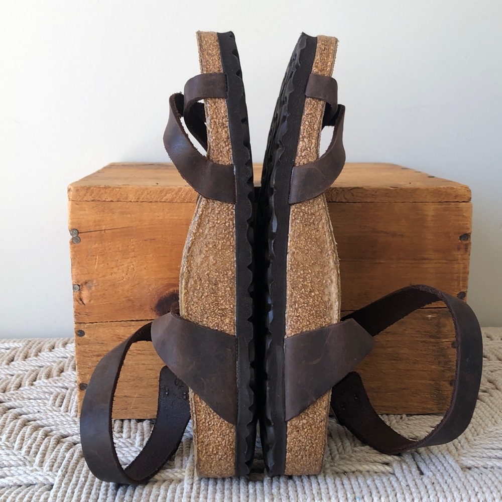 Birkenstock Yara Sandals - Picture 6 of 6
